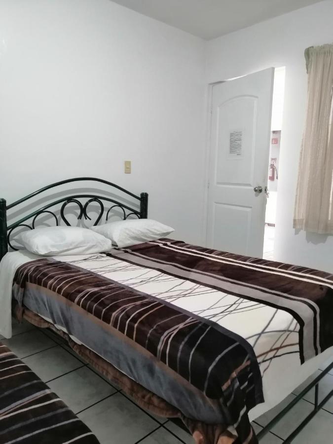 Hostal Maple 克雷塔罗 外观 照片
