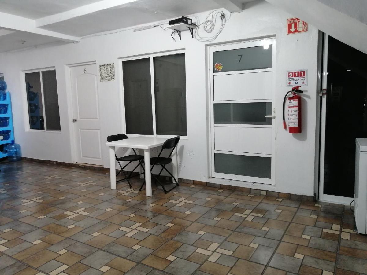 Hostal Maple 克雷塔罗 外观 照片